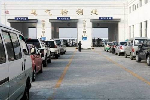 汽车踩到多少转合适